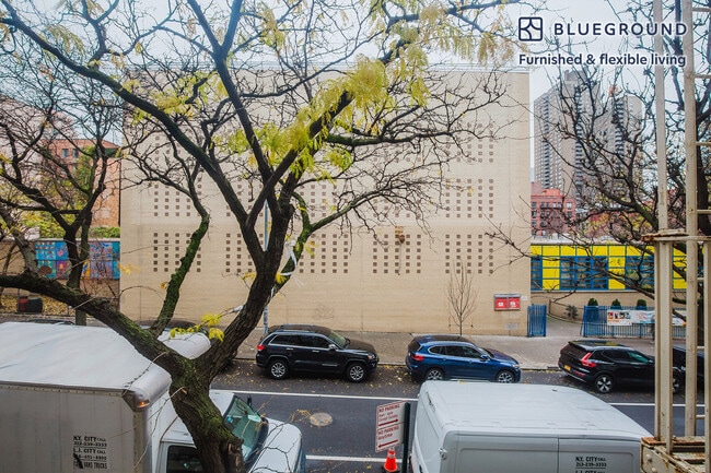 437 W 53rd St unit FL2-ID1700, New York, NY 10019 - photo 7