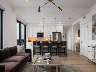 30 Peabody St, Nashville, TN 37210