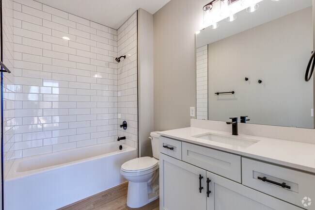 2BR, 2BA - Ensuite Primary Bath