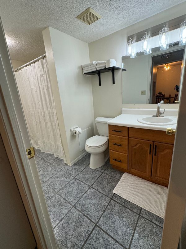 3719 Lake Bayshore Dr, Bradenton, FL 34205 - photo 4