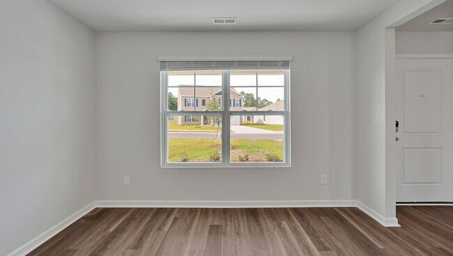 700 Running Vines Dr unit 36205874, Jacksonville, NC 28546 - photo 4