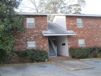 116 N Tillman St Unit C, Glennville, GA 30427