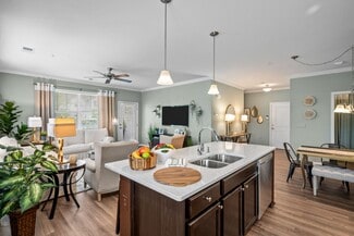 1516 Elbow Rd Unit 36501719, Chesapeake, VA 23320