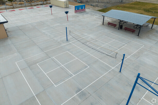 El Mirage School provides a safe, positive, and nurturing environment for students.