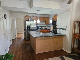 102 Spring St Unit 2, Ypsilanti, MI 48197