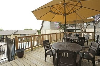 3325 Willowcrest Dr, North Richland Hills, TX 76117