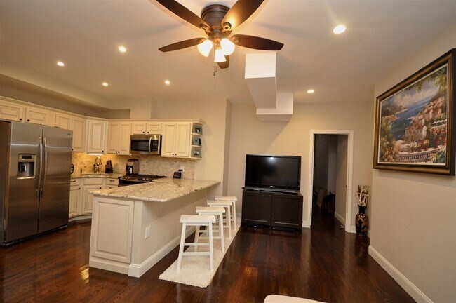 531 Beacon St unit G, Boston, MA 02215 - photo 4