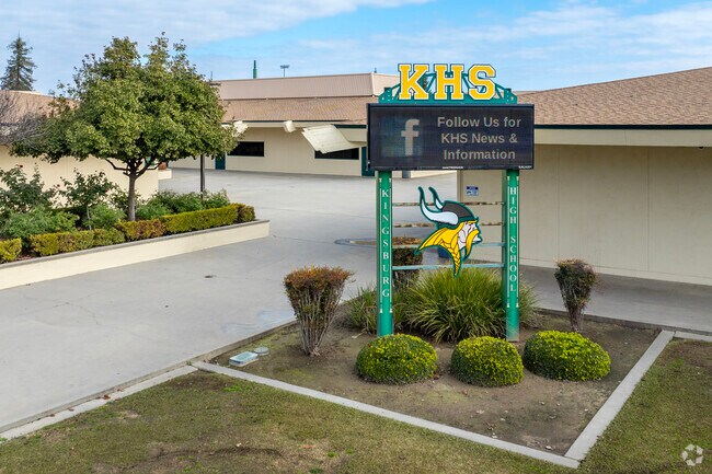 The entrance to Kingsburg High School in Kingsburg.