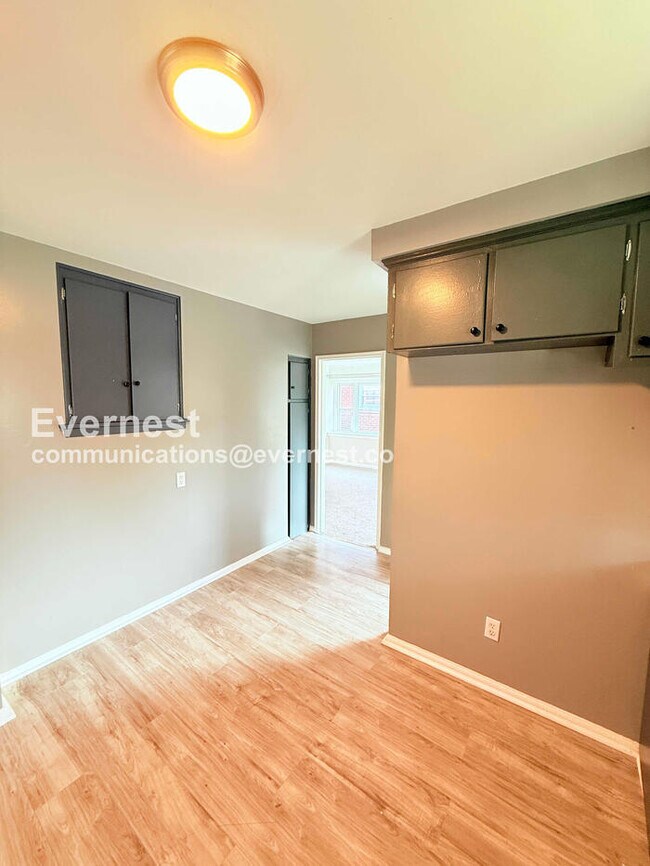 19908 Heyden St, Detroit, MI 48219 - photo 4