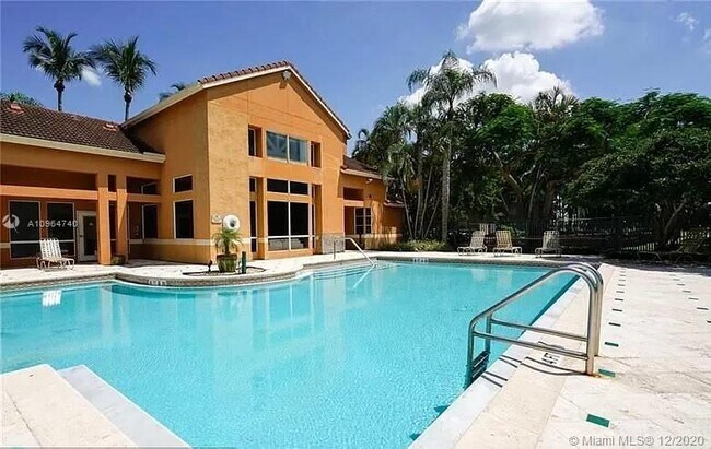 1745 Palm Cove Blvd unit verano, Delray Beach, FL 33445 - photo 3