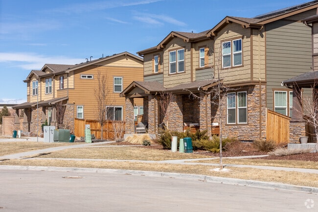 Heritage Eagle Bend also has townhomes for those looking for something other than a single family home.
