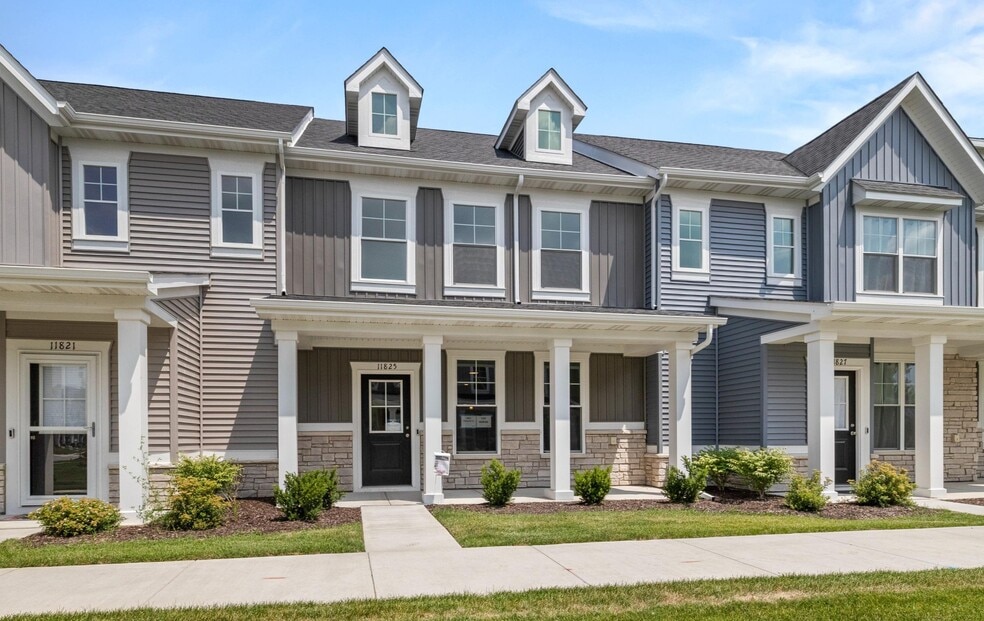 11825 Kentucky St, Crown Point, IN 46307 - photo 1