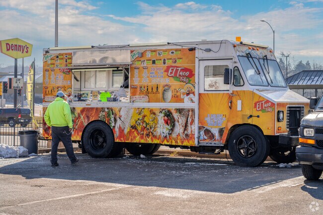 Local food trucks can be found throughout the Northridge neighborhood in Milwaukee, WI.