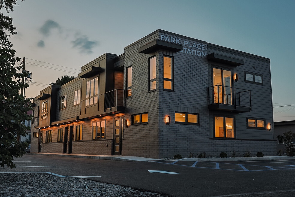 Park Place Station, Altoona, PA 16601 - photo 1