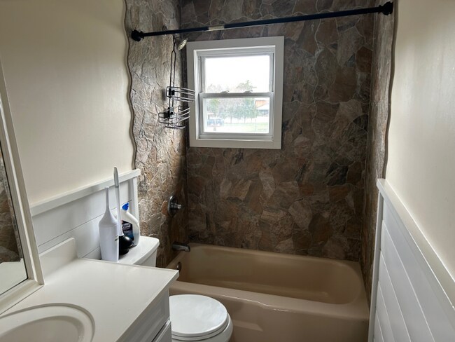 128 South St unit 3, Windham, NY 12496 - photo 5