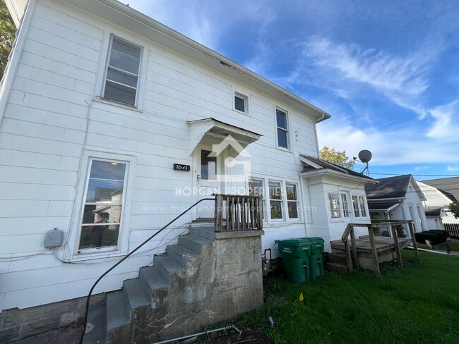 225 N 10th St unit .5, New Castle, IN 47362 - photo 3