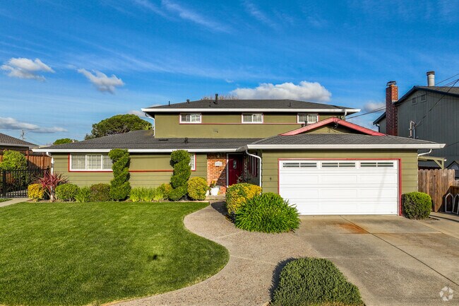 Most homes in West Dublin were built in the mid-to-late 20th century, including some unique split-levels homes.