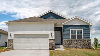 12512 S 205th St, Gretna, NE 68028