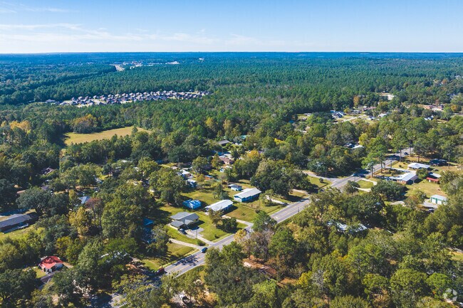 Outer Saraland is a quiet neighborhood North of Mobile.