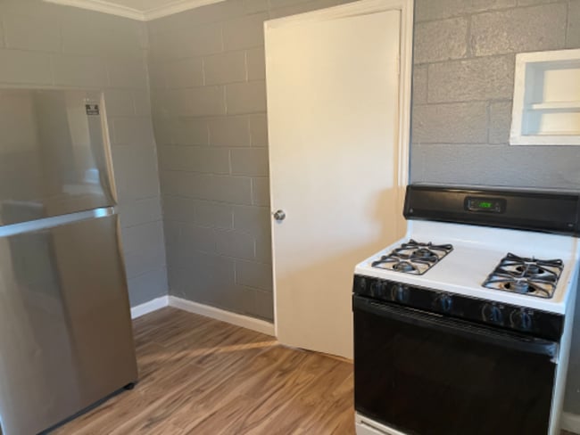 3217 James Ave, Fort Worth, TX 76110 - photo 6