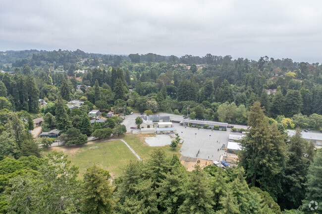 Discover excellence at Valencia Elementary School.