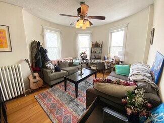 22 Willis St Unit 2, Boston, MA 02125