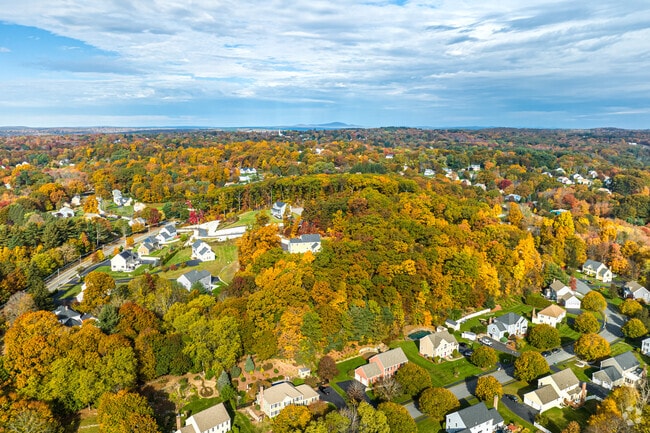 Northborough is a suburban neighborhood on the north-east of Worcester.