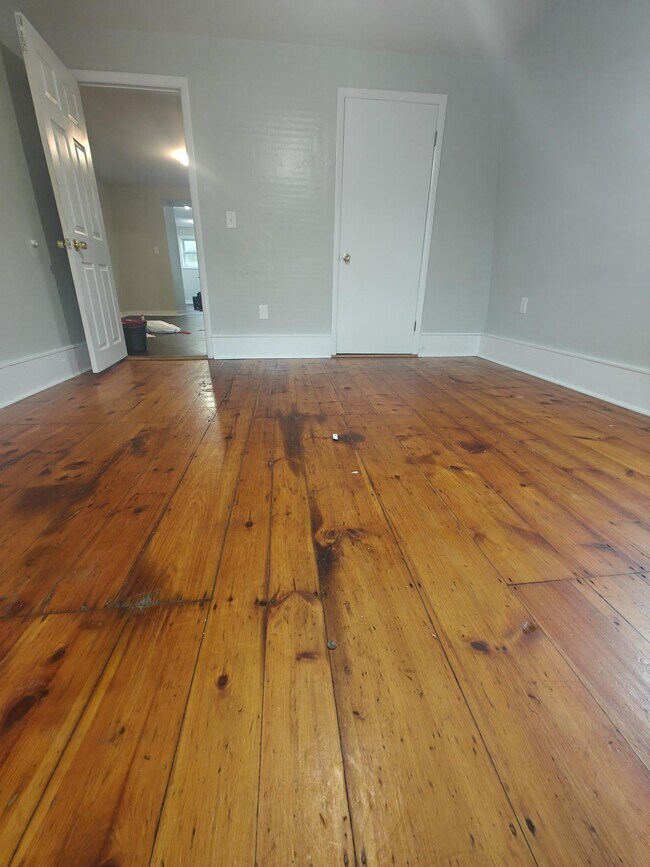 86 Milk St unit C, Fitchburg, MA 01420 - photo 6