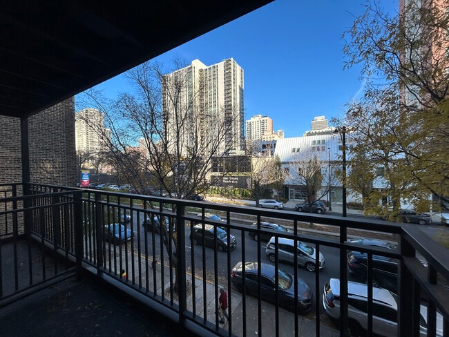 1214 N La Salle Dr unit K5, Chicago, IL 60610 - photo 5