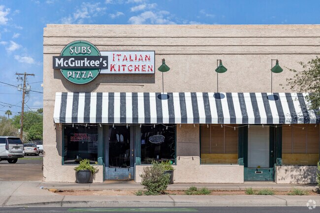 Grab a quick lunch of handmade Chicago style subs from McGurkee’s Italian Kitchen in Campus Vista.
