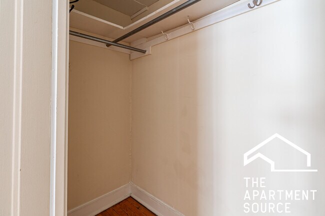 532 W Arlington Place unit 116, Chicago, IL 60614 - photo 6