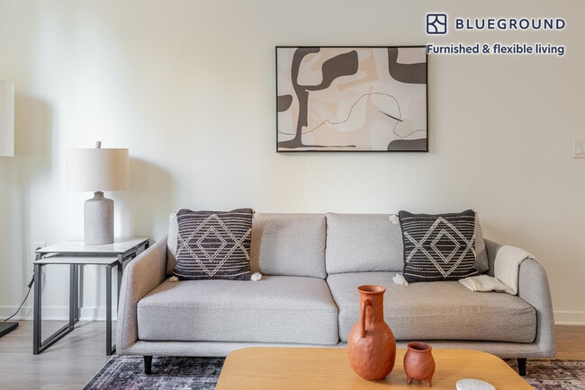 34 Union Square unit FL2-ID1904, Union City, CA 94587 - photo 2