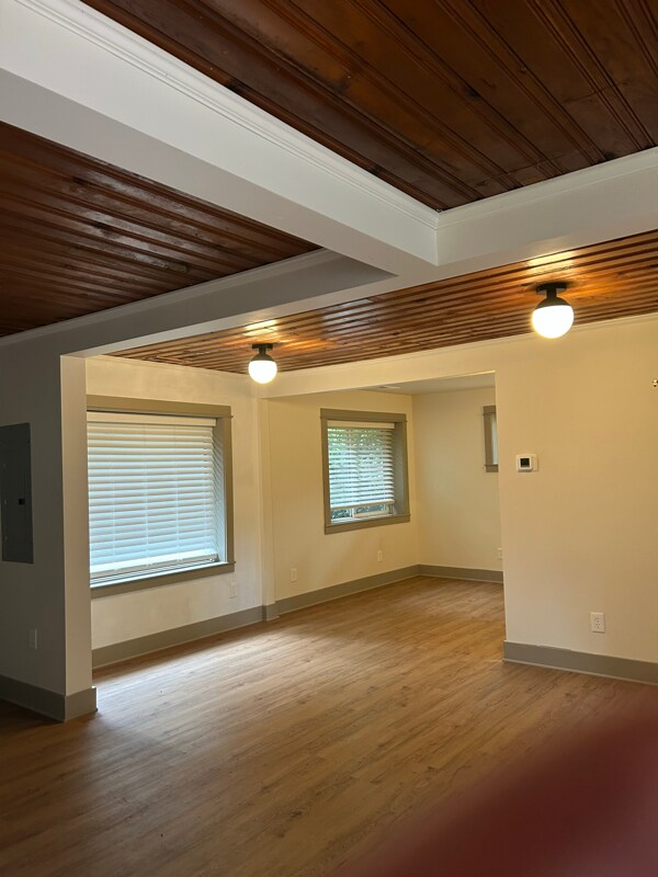 4975 Firwood Rd, Lake Oswego, OR 97035