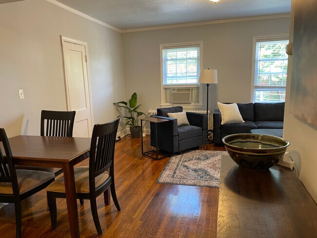2613 39th St NW unit 3, Washington, DC 20007 - photo 4
