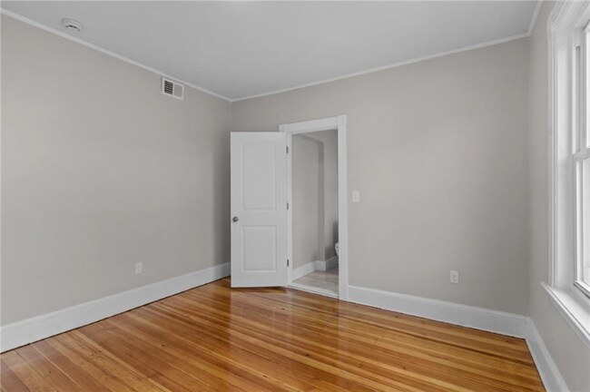 382 Orms St unit 3, Providence, RI 02908 - photo 6