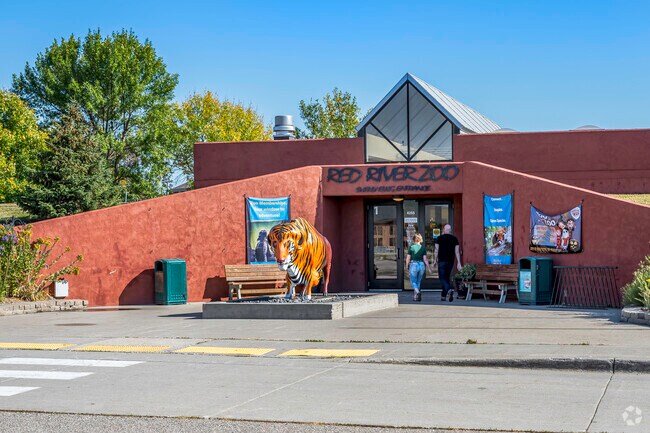 The Red River Zoo is just a short drive east of Arbor Glen.