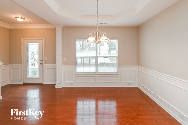 3112 Ernest Russell Ct, Charlotte, NC 28269 - photo 6