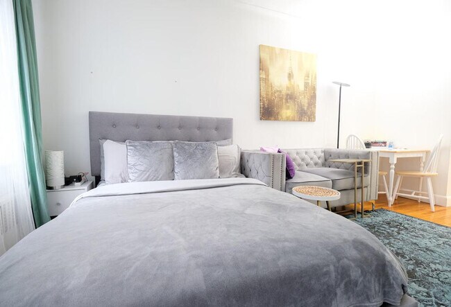 328 E 74th St unit ID1032016P, New York, NY 10021 - photo 6