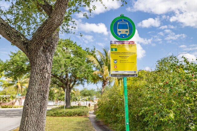 Residents of Sunkist Grove, FL can use the public transit for their daily commute.