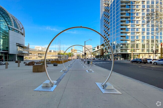 San Jose Trail Network at the San Jose City Hall Sun neighborhood.