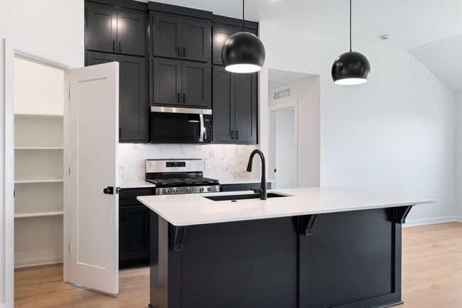 13409 Grass Plain Ave, Piedmont, OK 73078 - photo 4