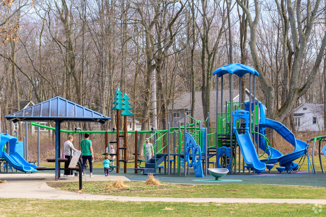 Lakeview Park is a large neighborhood park located near the lake in Westside.