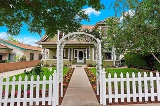 139 N Ivy Ave, Monrovia, CA 91016