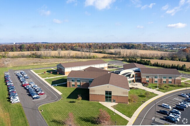 Five Points Elementary School - West is located in Clear Creek Township, Centerville Ohio.
