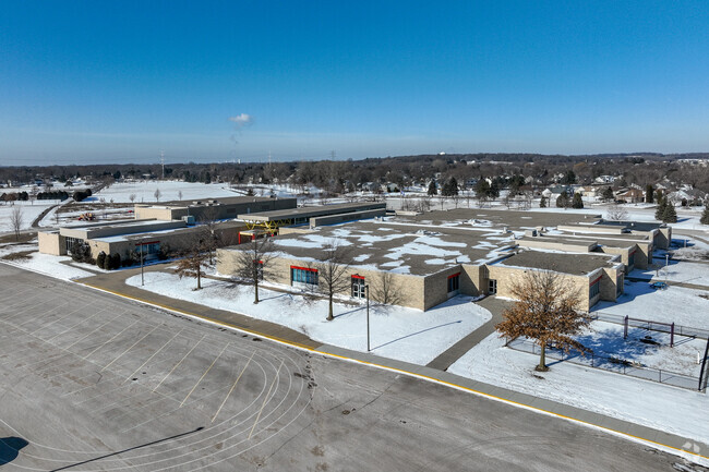 Grey Cloud Elementary School has an enrollment of about 729 students.