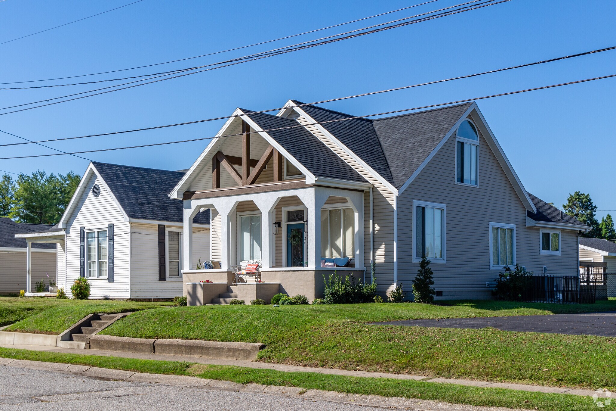 Craftsman homes can be found in the Northwest Side neighborhood.