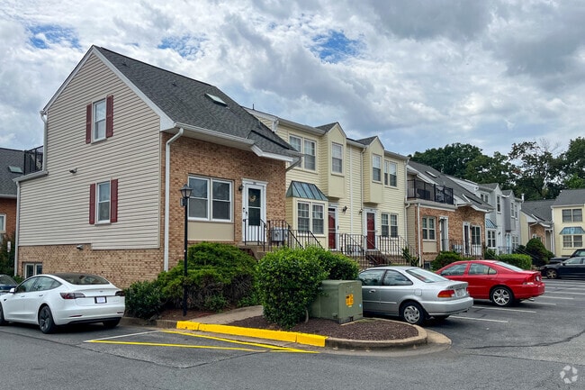 Townhomes are a popular option for residents of Beverly Hills.