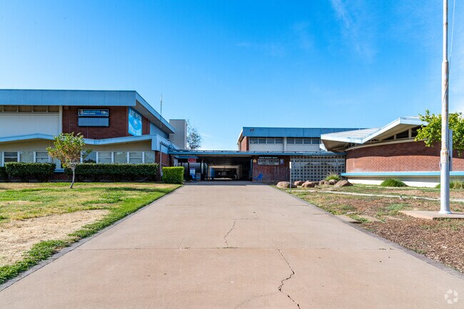 Albert Einstein Middle School is a highly rated school in Rosemont.