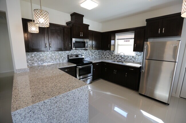 900 E Myrtle Beach Ave unit 1, McAllen, TX 78503 - photo 6