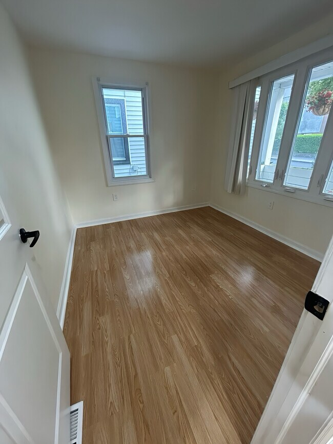 659 Nassau St unit 2A, Orange, NJ 07050 - photo 5